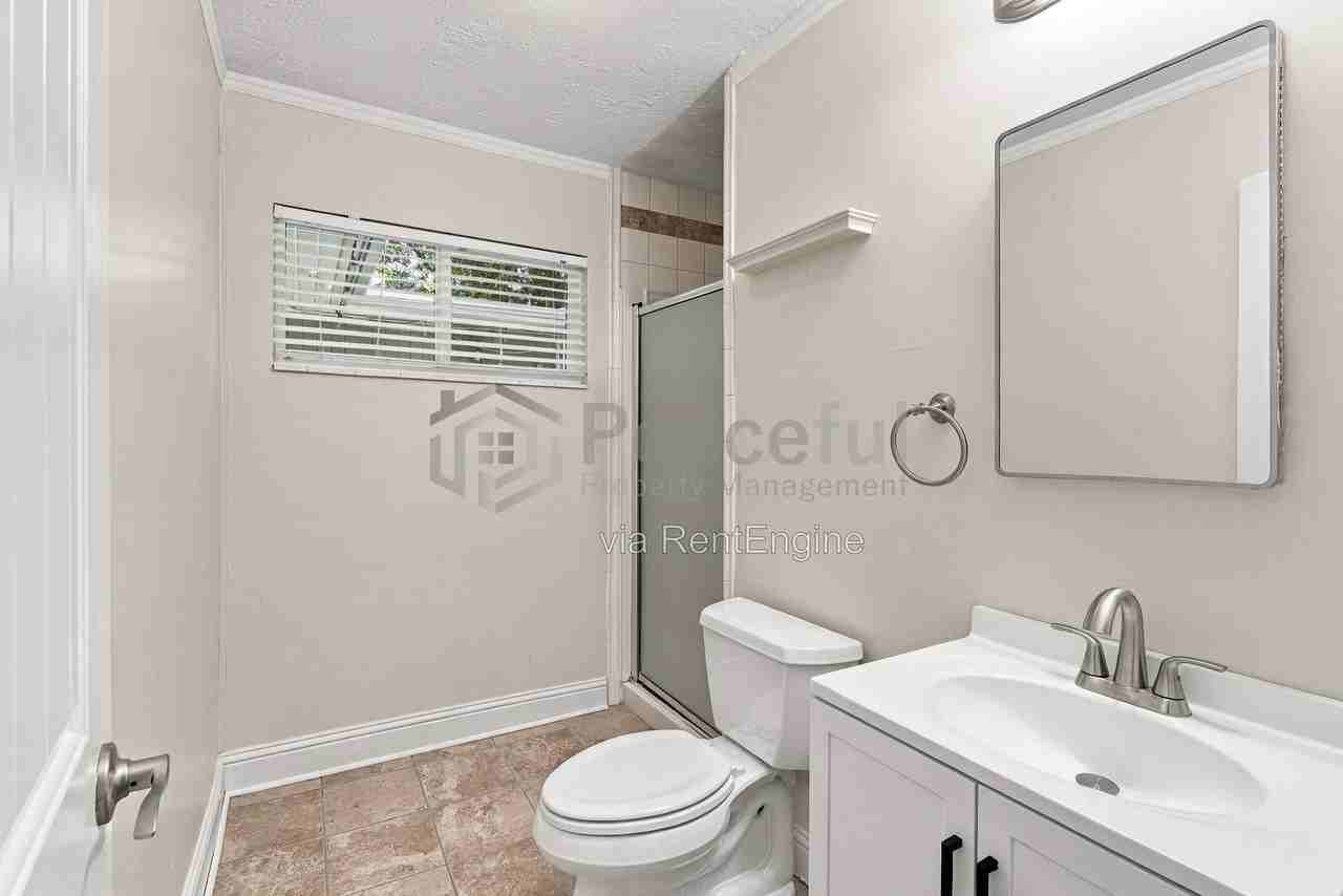 1373 E Luck Spring Dr - Photo 6 of 17