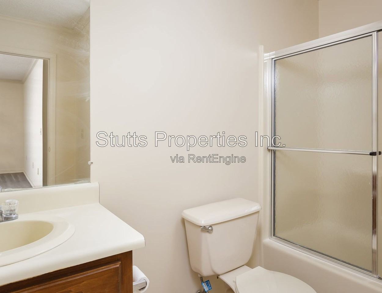 2424 Roberts Ln #B17 - Photo 7 of 18