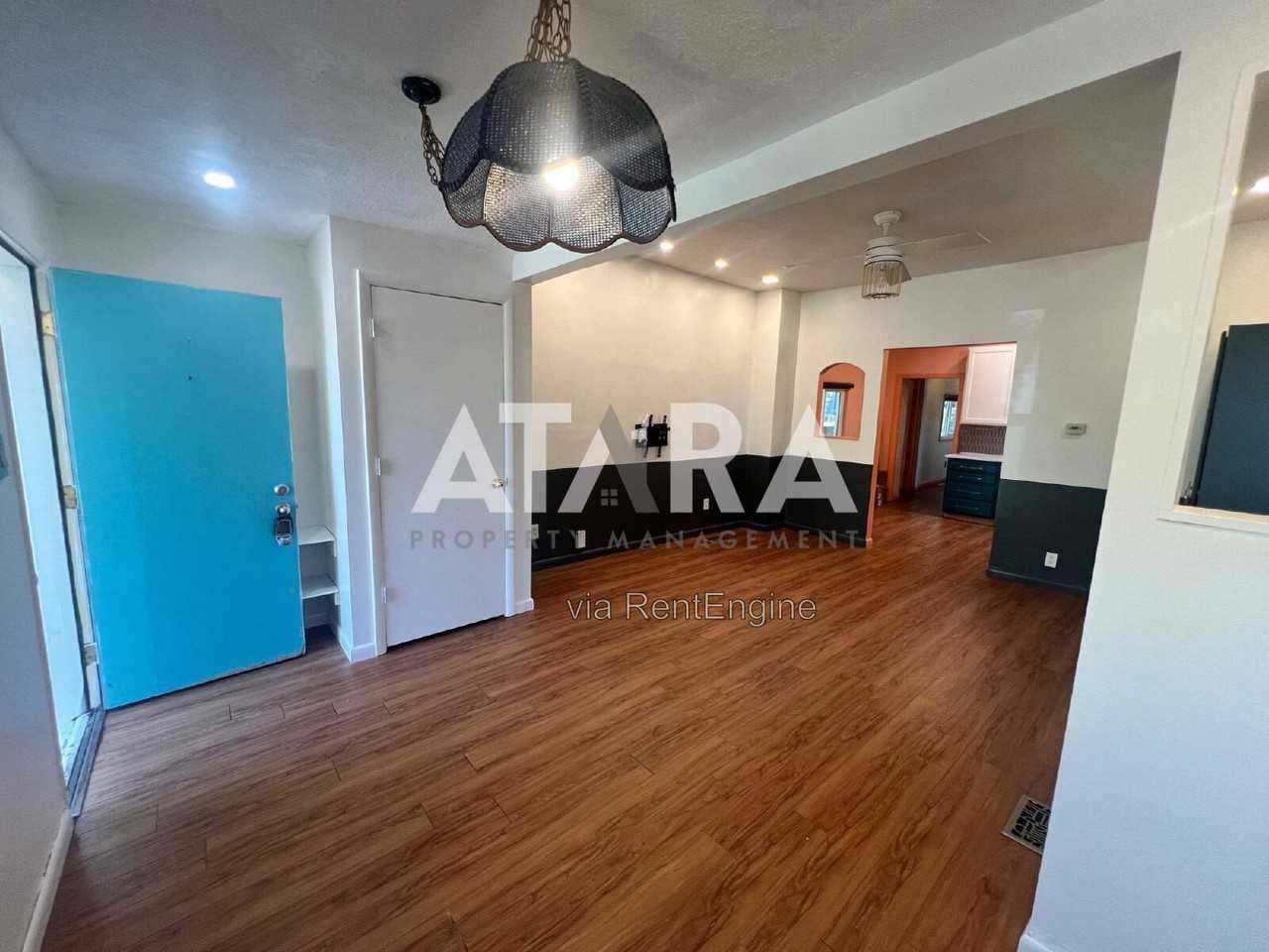 814 E Sherman Ave - Photo 3 of 13