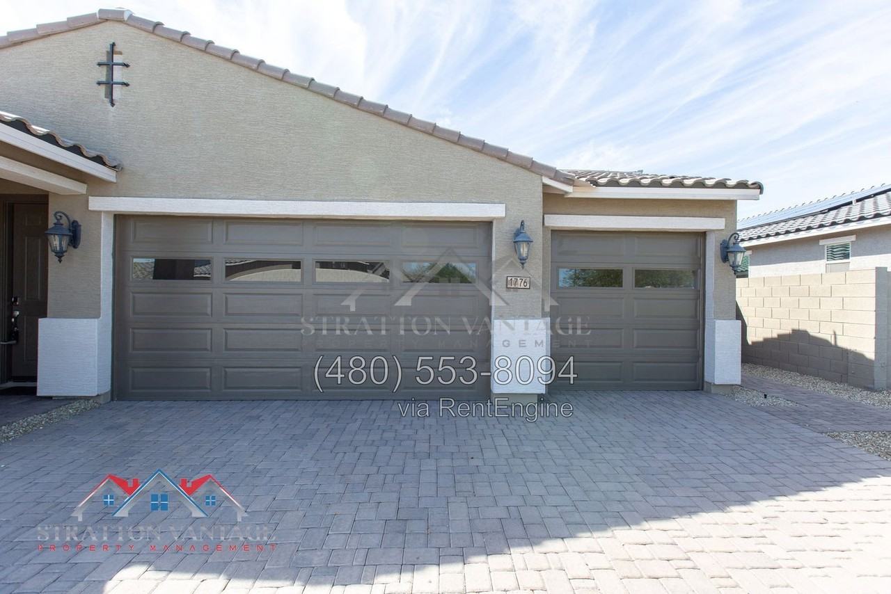 1776 S 223rd Ln - Photo 5 of 50