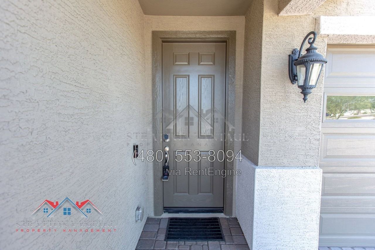 1776 S 223rd Ln - Photo 6 of 50