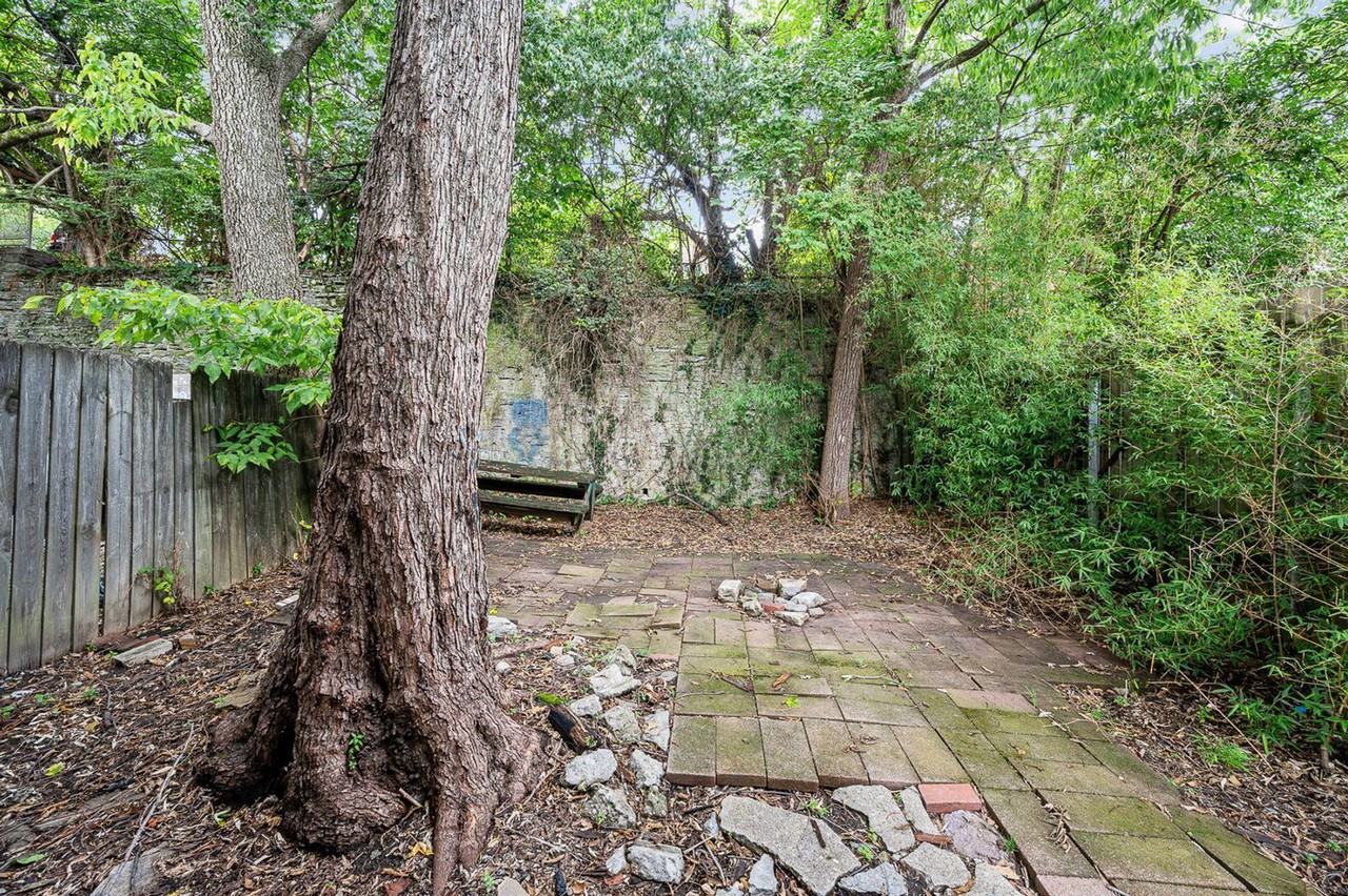 2332 Rohs St - Photo 2 of 11