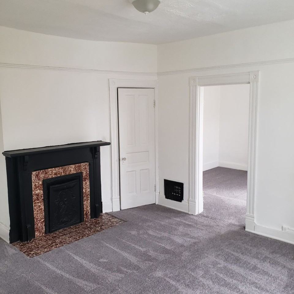 2366 Flora St #1 - Photo 2 of 11