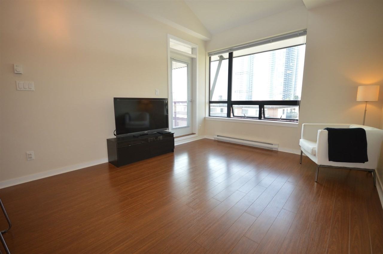 5211 Grimmer Street #402 - Photo 7 of 20
