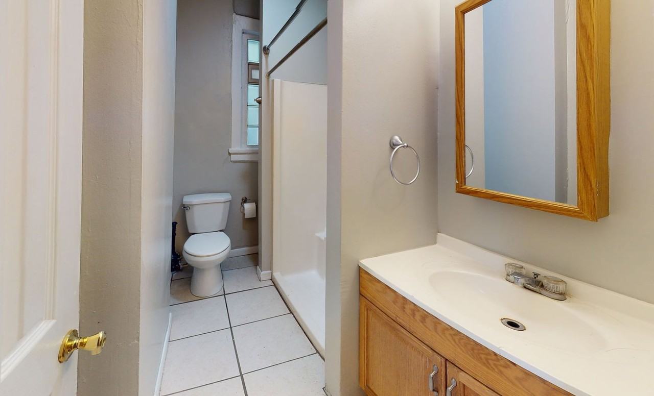23 W Hollister St - Photo 2 of 17