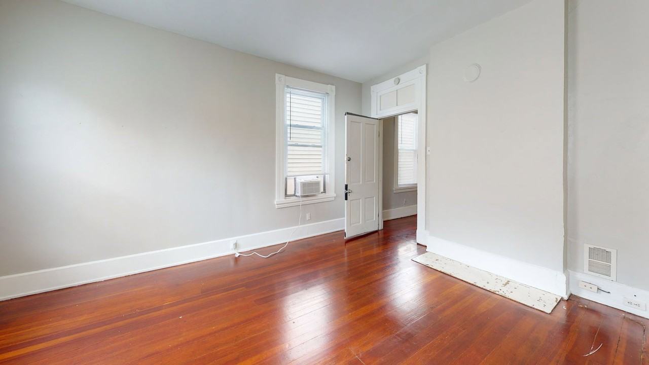 23 W Hollister St - Photo 5 of 17
