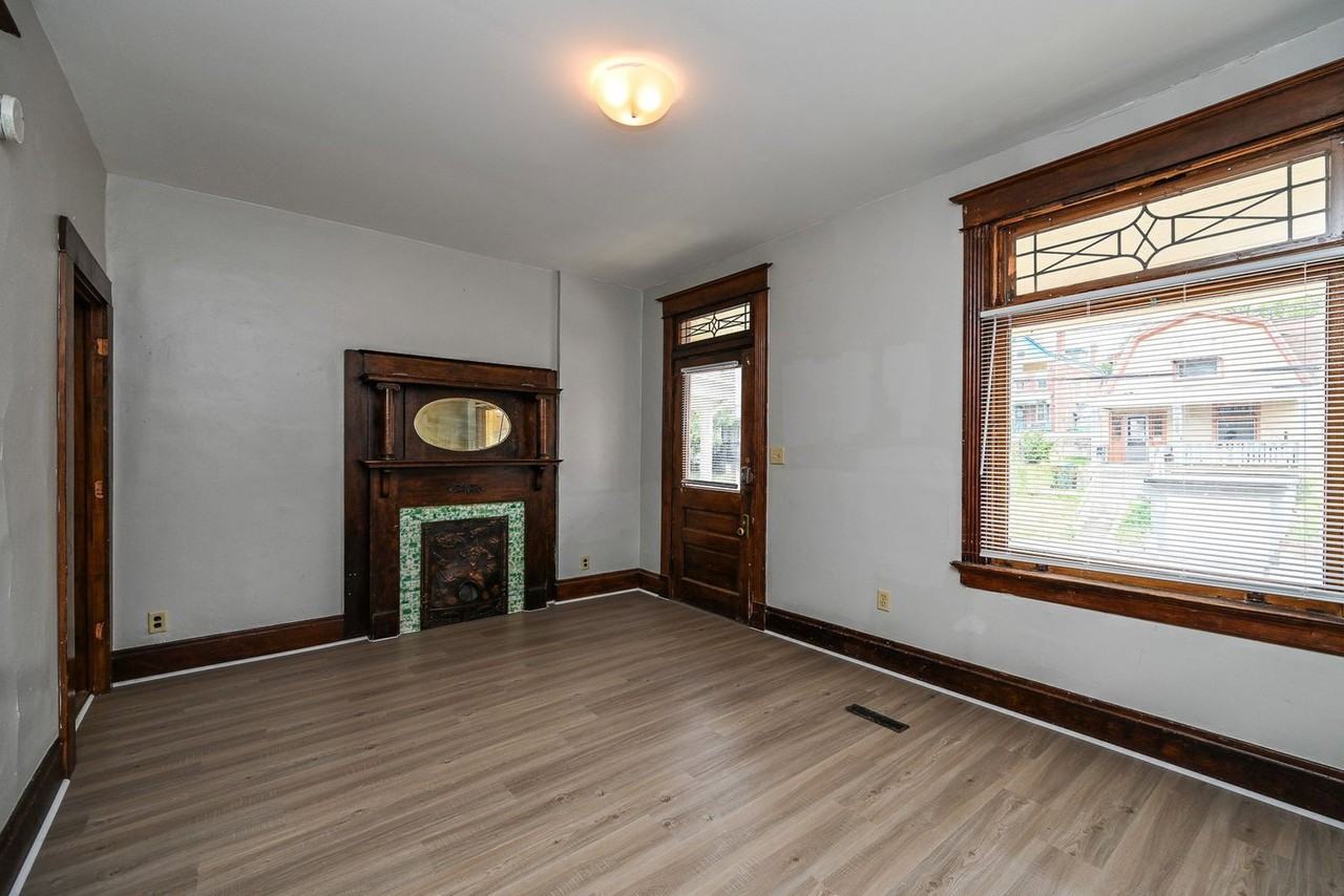 2325 Rohs St - Photo 3 of 30