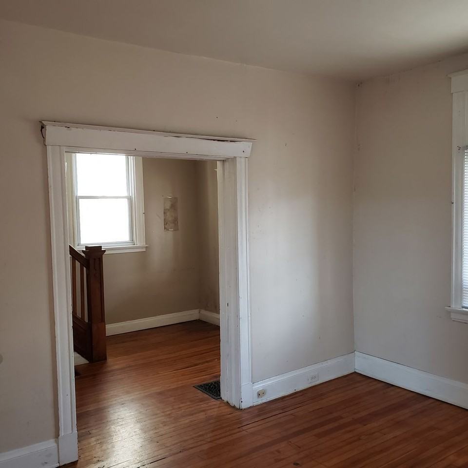 2323 Rohs St - Photo 2 of 11