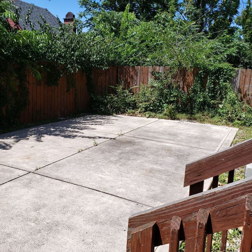 2321 Rohs St - Photo 2 of 19