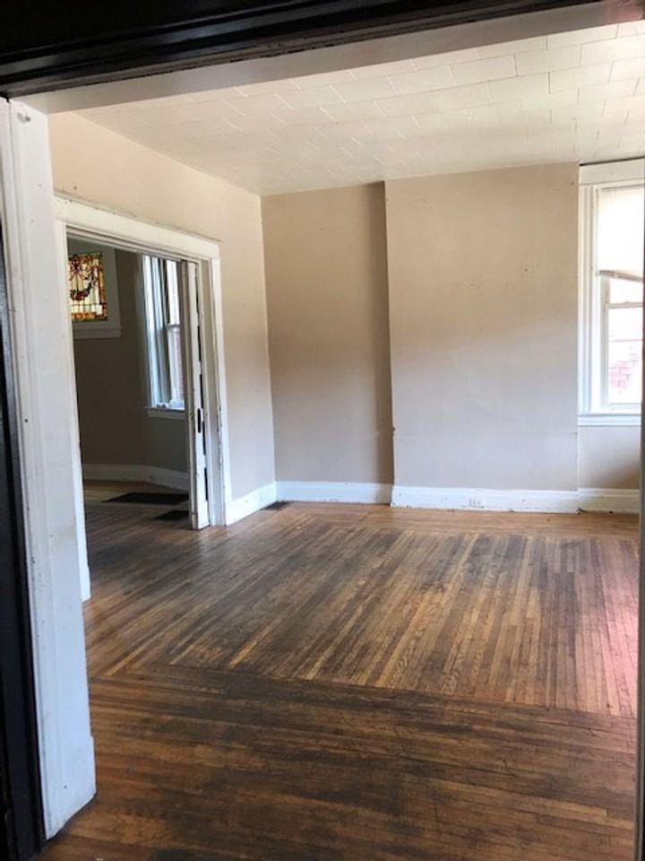 2321 Rohs St - Photo 3 of 19
