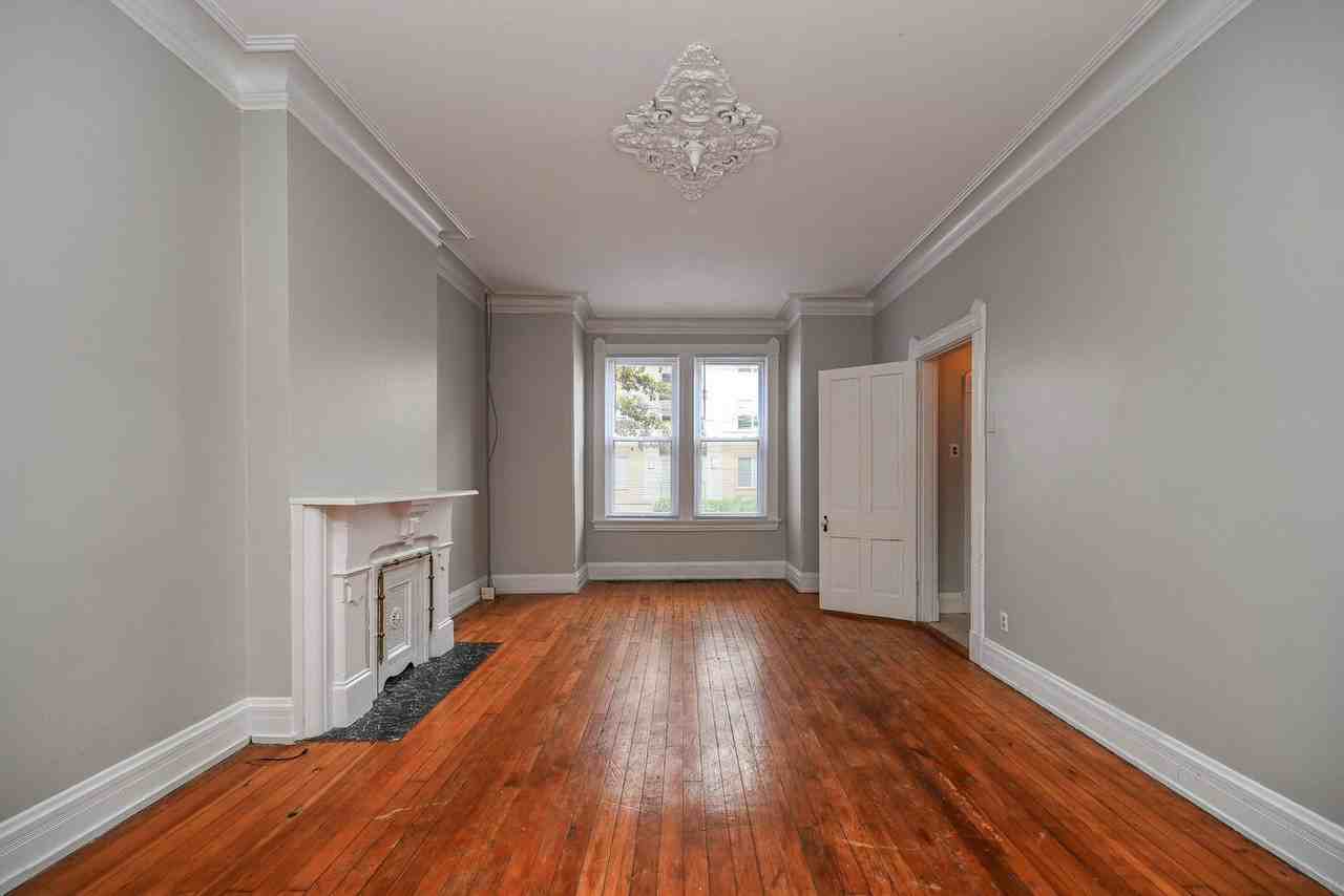 221 E University Ave - Photo 6 of 33