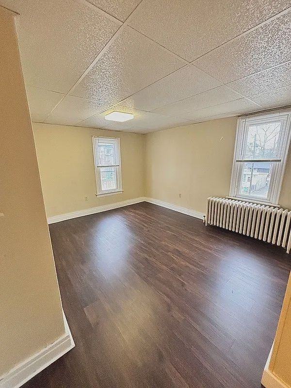 521 Spruce St #2 - Photo 3 of 12