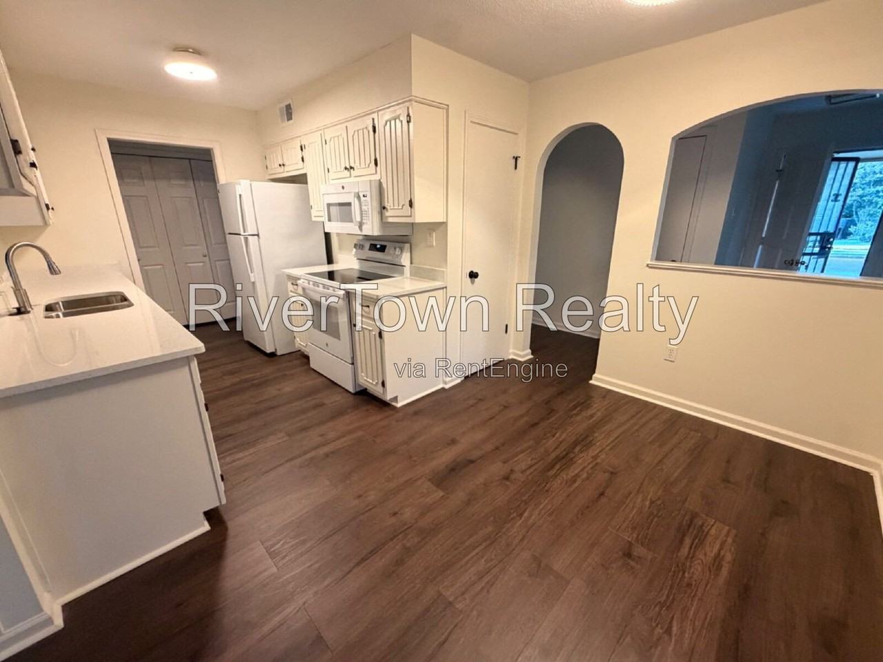 5673 Longacre Ave - Photo 3 of 24