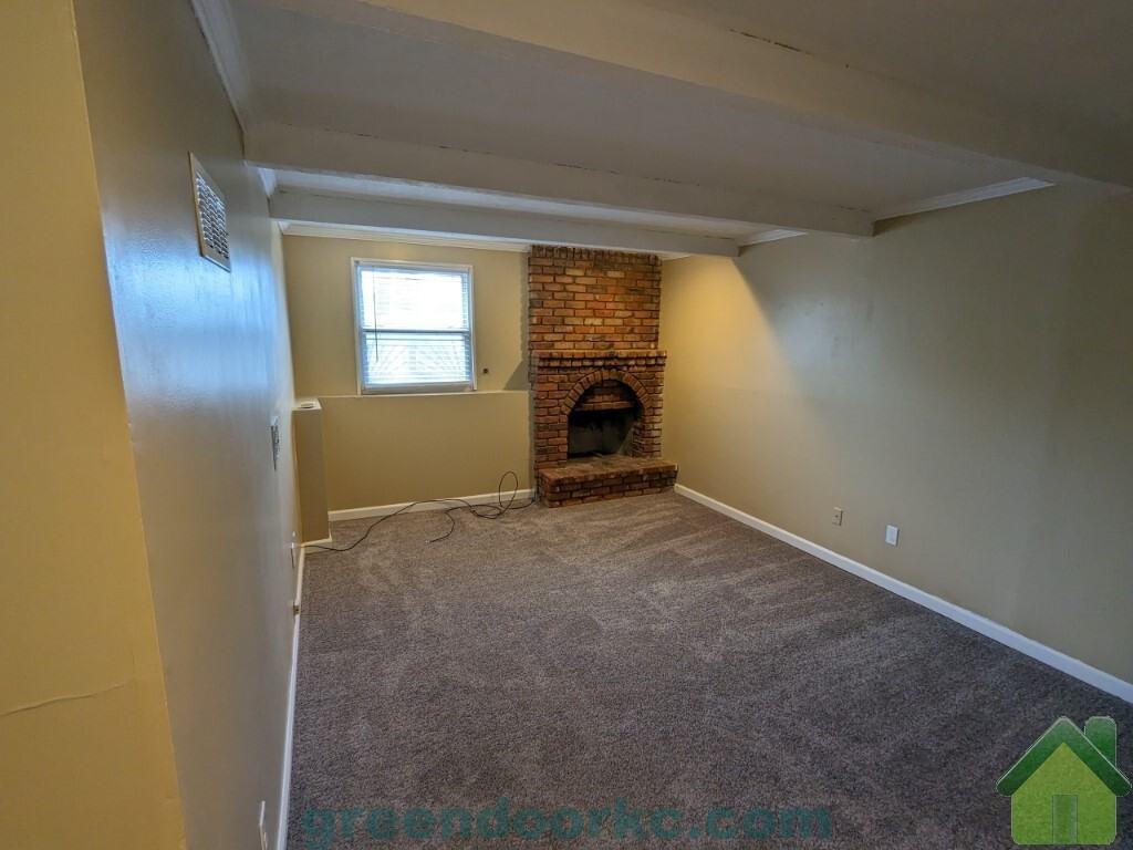 1037 N Jan #1037 - Photo 2 of 12