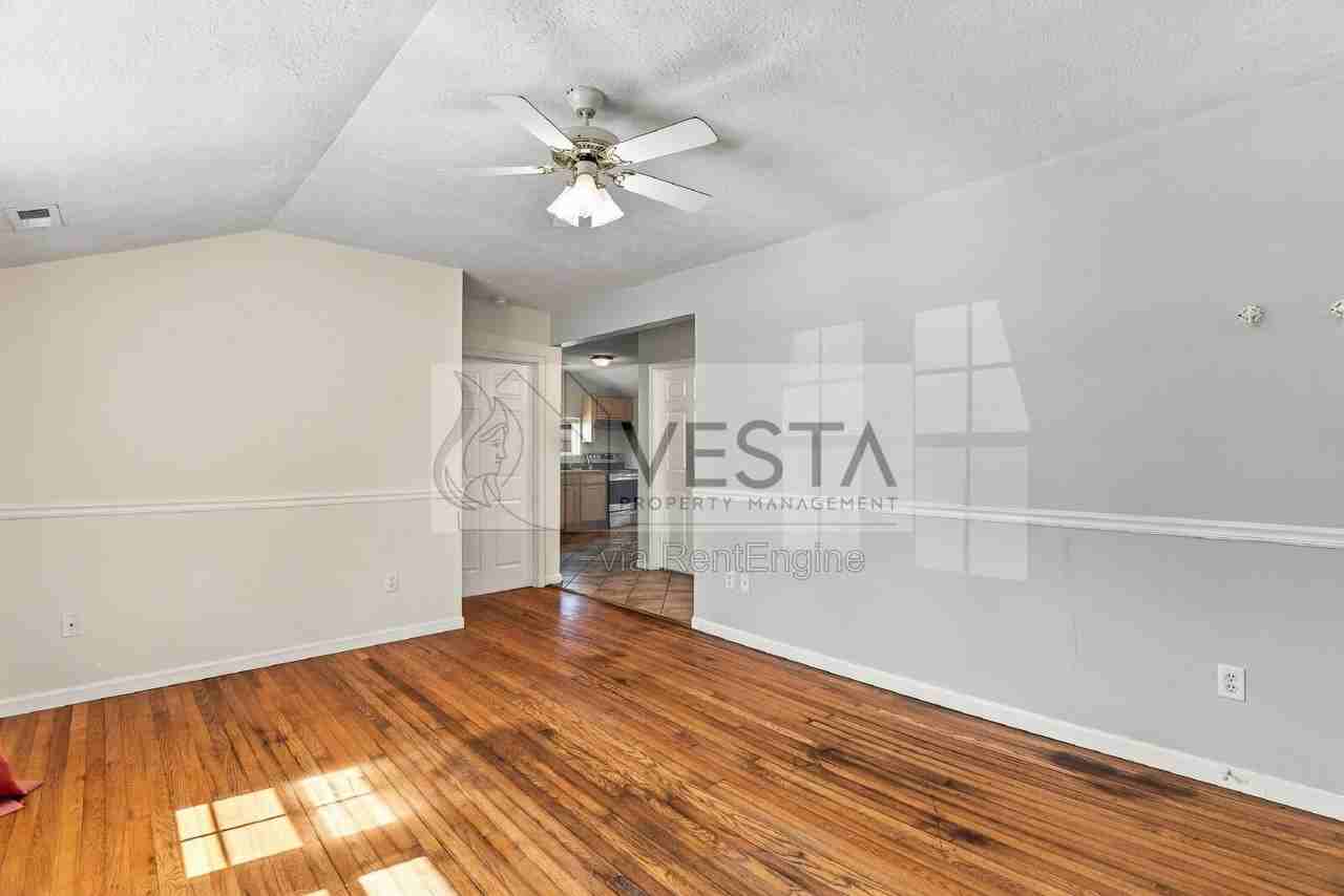 108 Belle Meade Dr - Photo 6 of 24