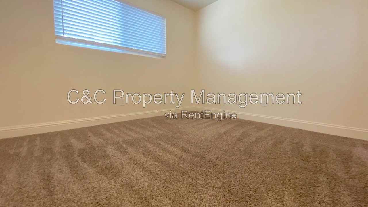 2080 Withers Ave #8 - Photo 5 of 6