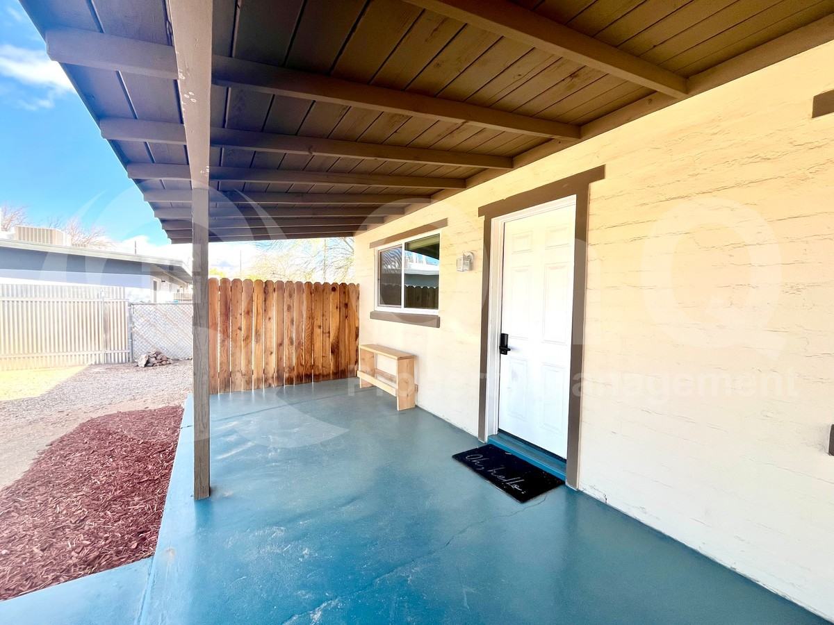 2234 N Catalina Ave #A - Photo 3 of 12