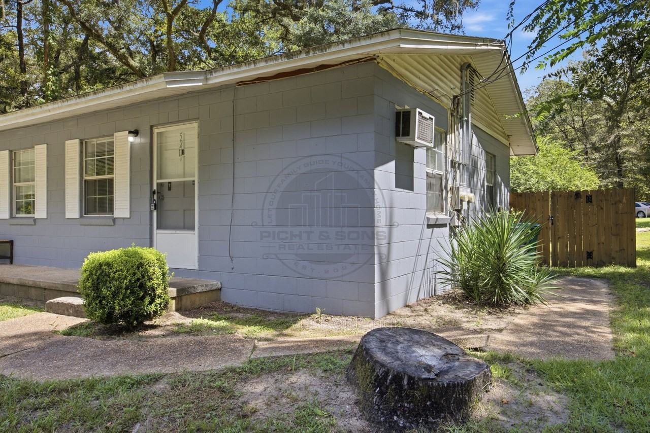 5211 Isabelle Dr #B - Photo 2 of 16