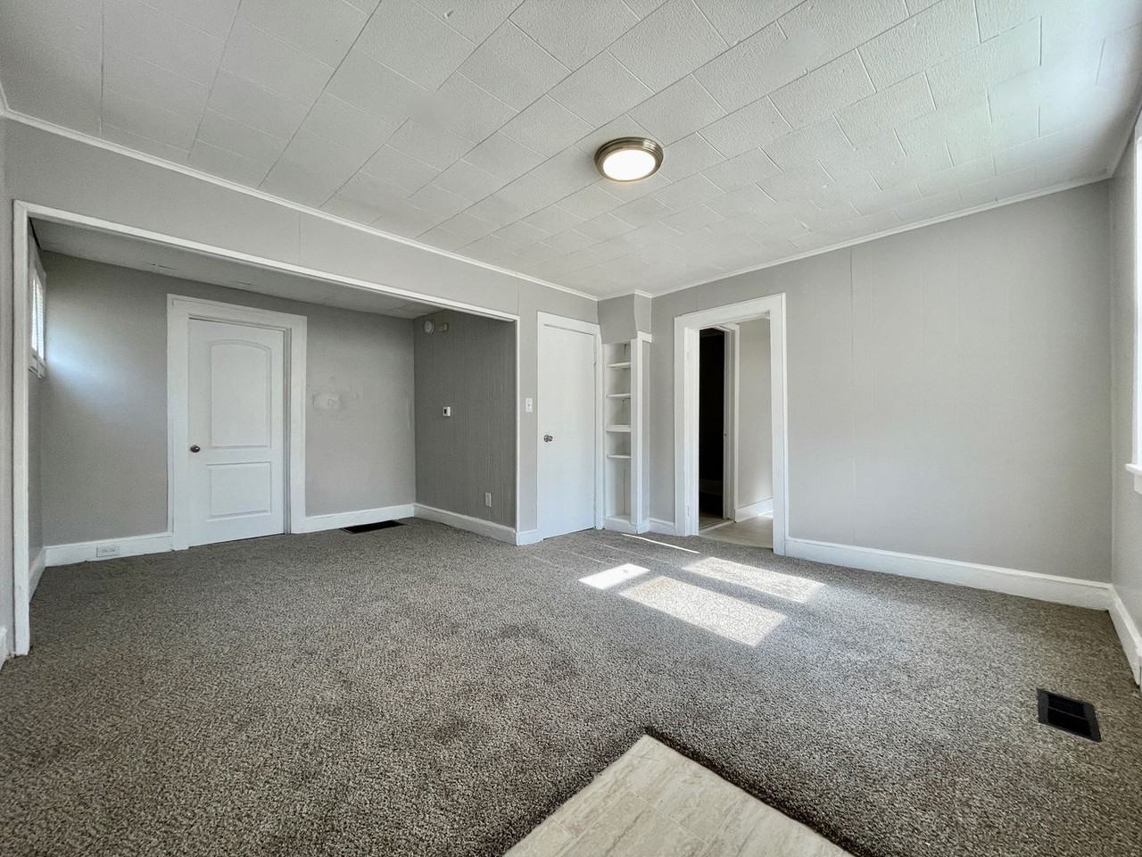 2413 Reynolds St #1 - Photo 2 of 10