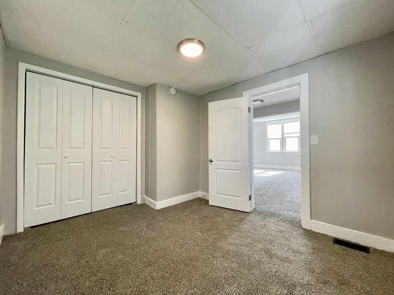 2413 Reynolds St #1 - Photo 7 of 10