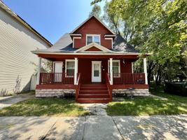 featured image of 762 Wood St #2