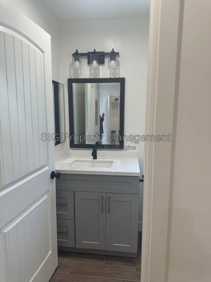 10003 Foothill Blvd - Photo 6 of 19