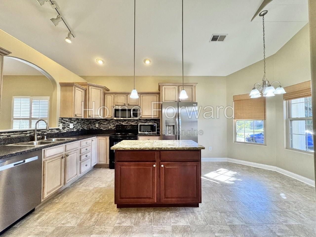 341 Hays Blvd - Photo 2 of 15