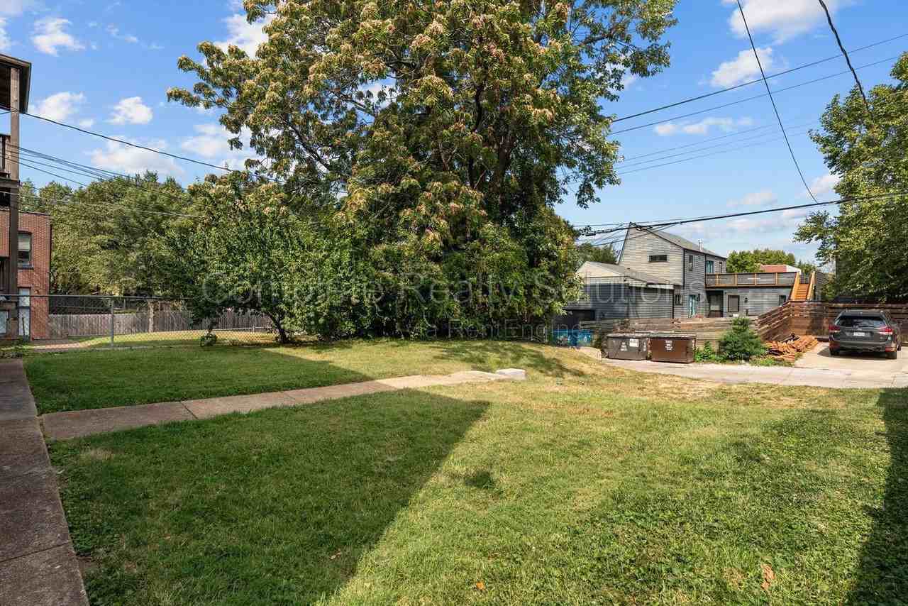 4175 Mcree Ave #1E - Photo 3 of 24