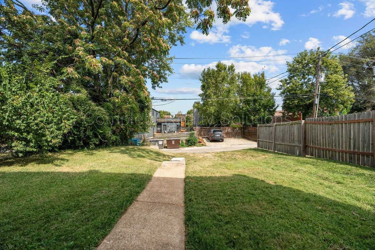 4175 Mcree Ave #1E - Photo 4 of 24