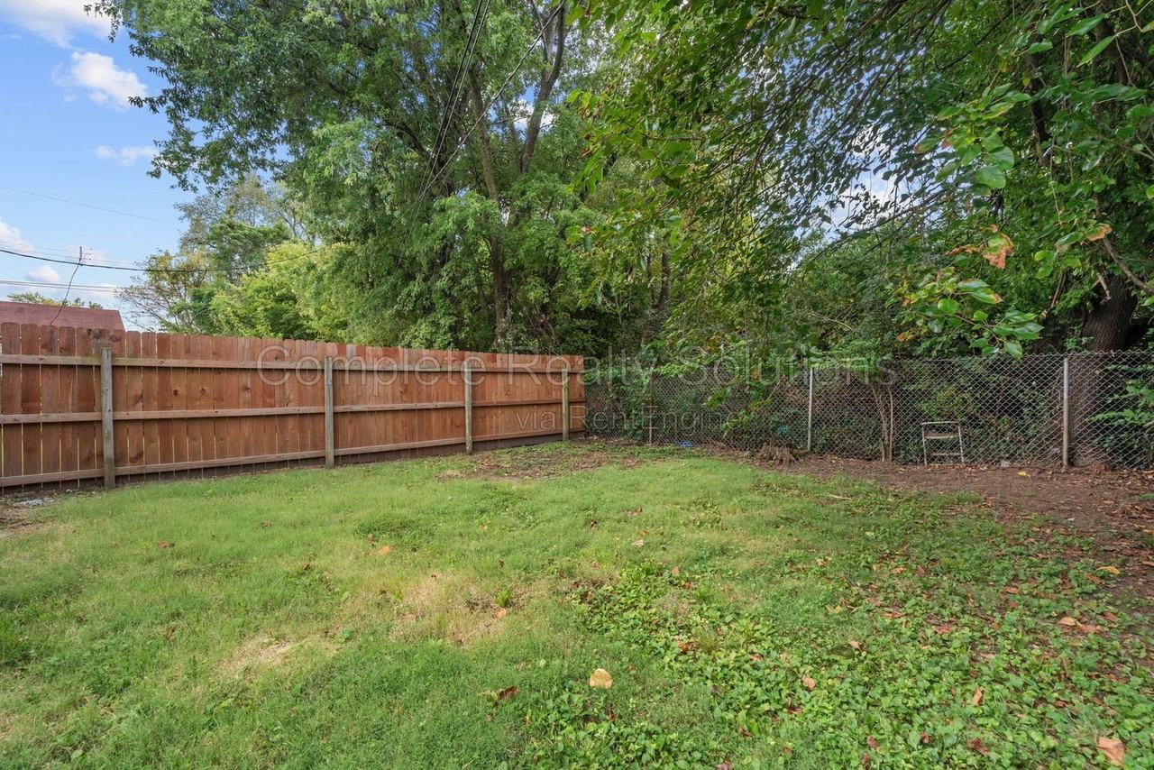 6502 Lillian Ave - Photo 3 of 20