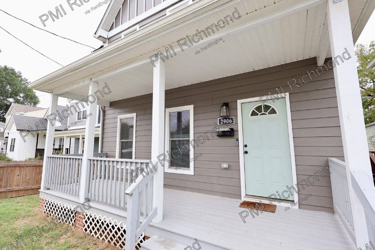 2906 Lawson St - Photo 3 of 33