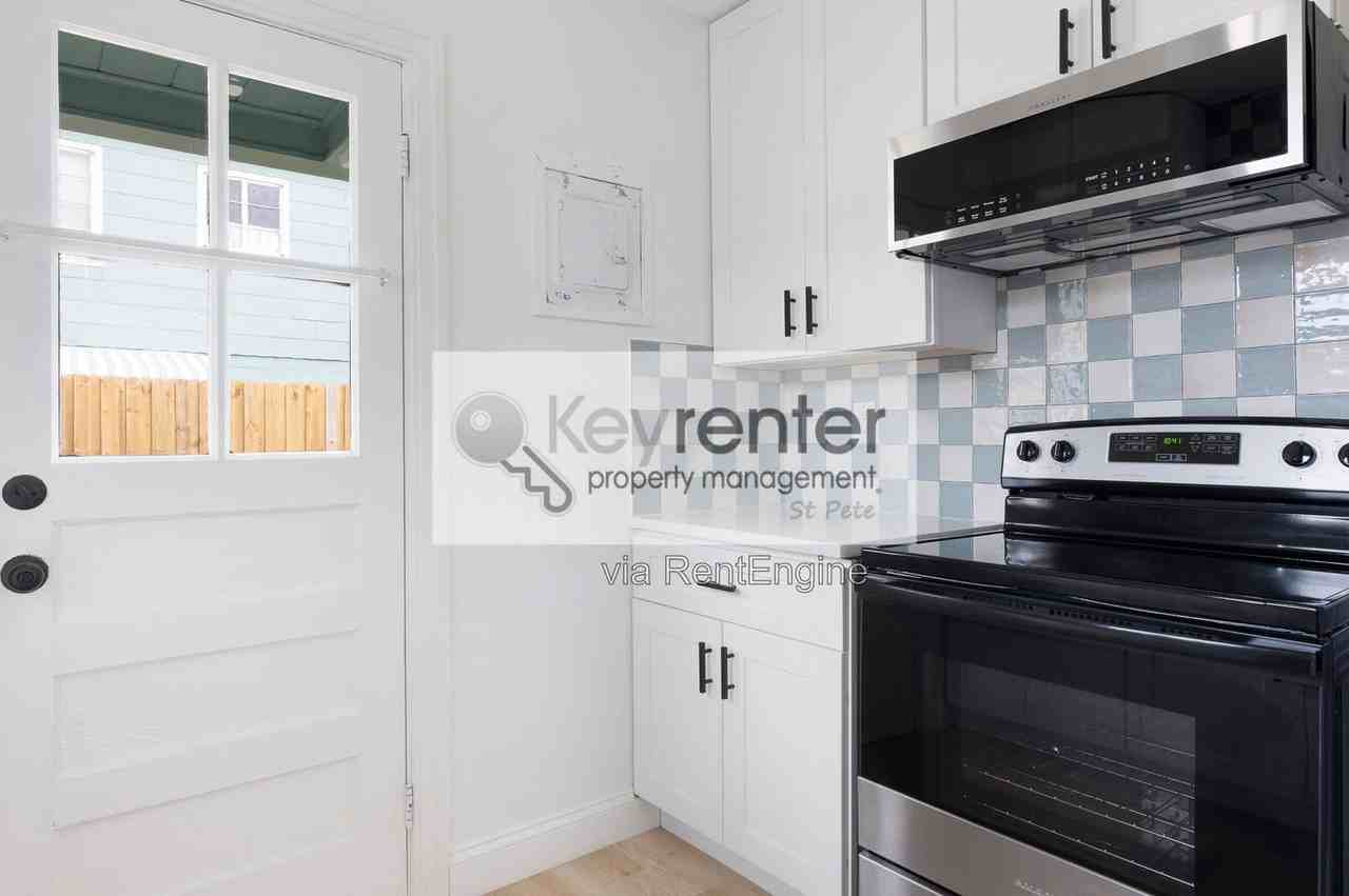 4127 3rd Ave N - Photo 6 of 30