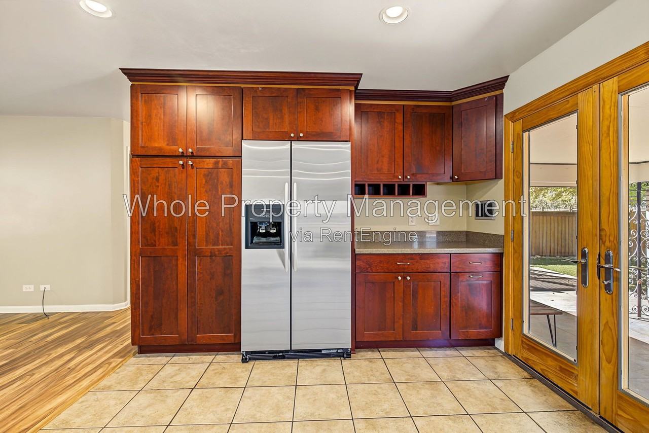 2727 S Steele St #1 - Photo 6 of 30