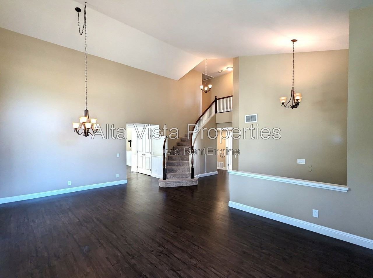 15839 Big Springs Way - Photo 7 of 36