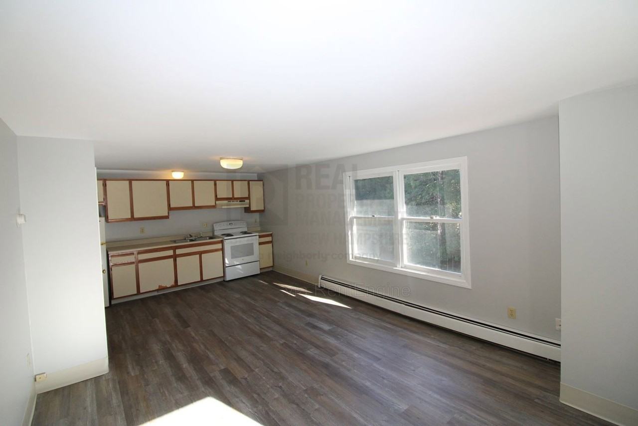 17 Ellison Dr #5 - Photo 4 of 13