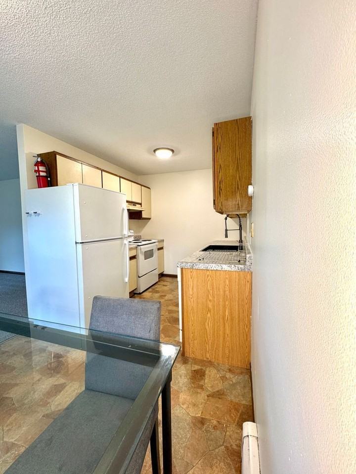 1293 Kloap Rd #B - Photo 7 of 15
