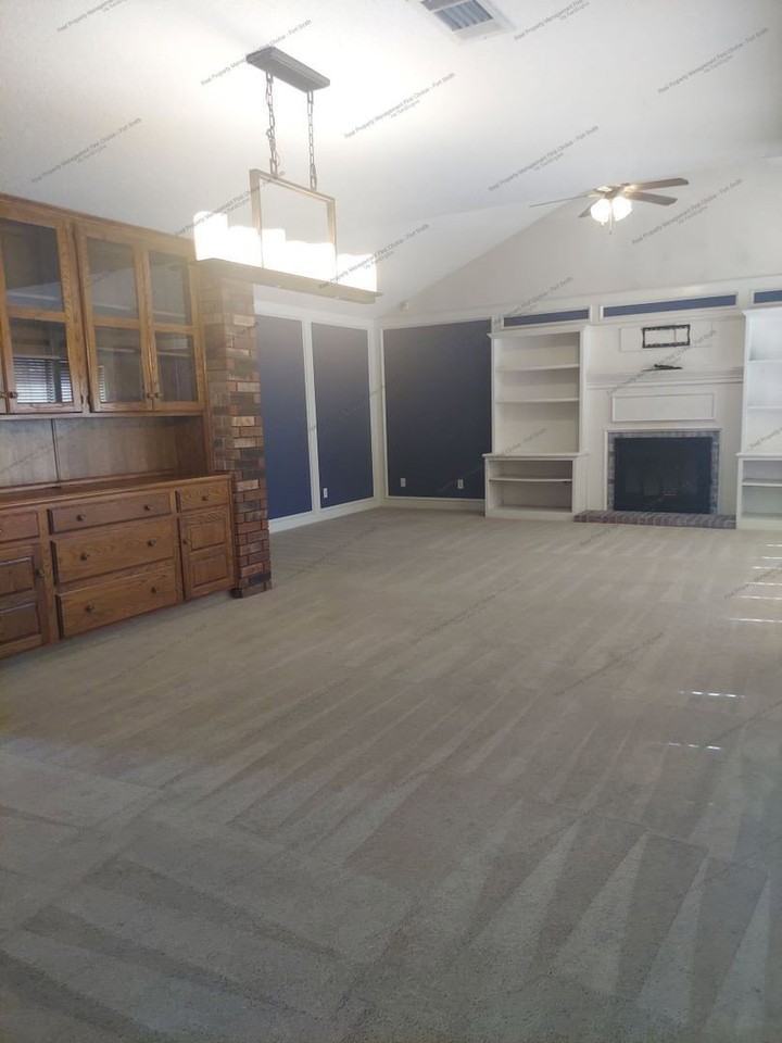 1711 Woodwind Way - Photo 4 of 23
