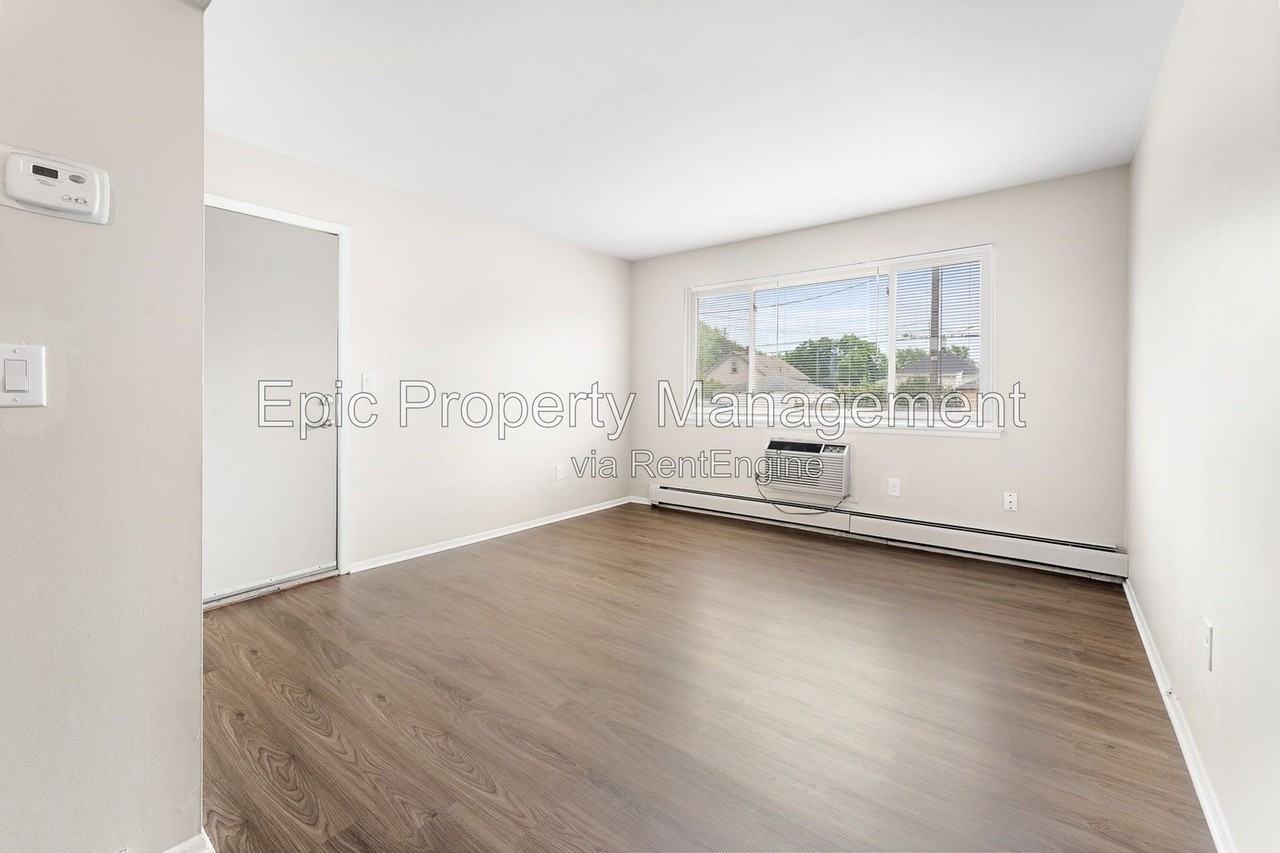 1427 Ford Ave - Photo 5 of 9