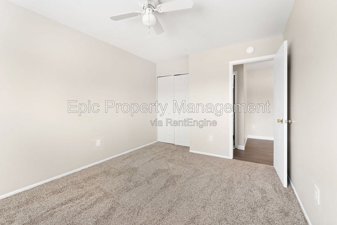 1427 Ford Ave - Photo 7 of 9