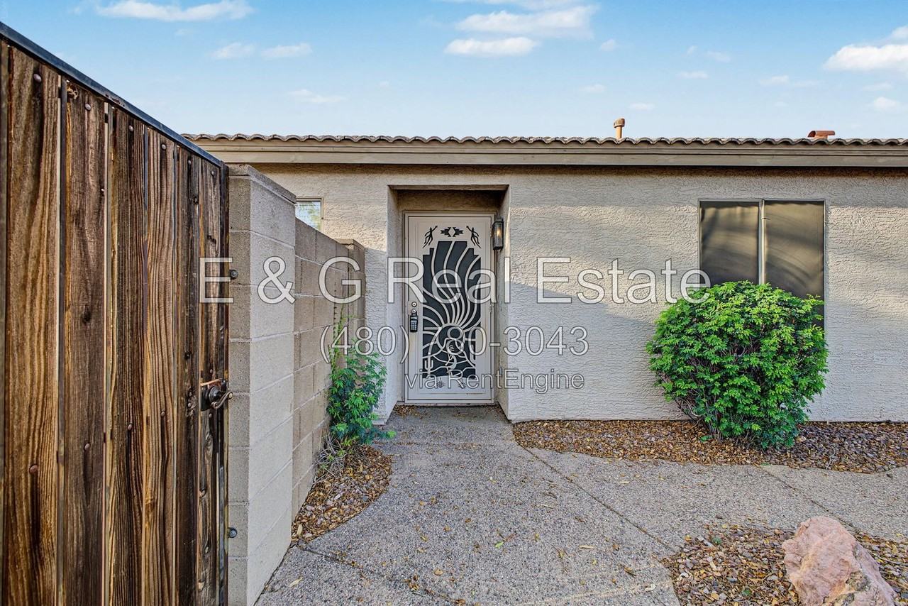 22462 N 107th Dr - Photo 4 of 33