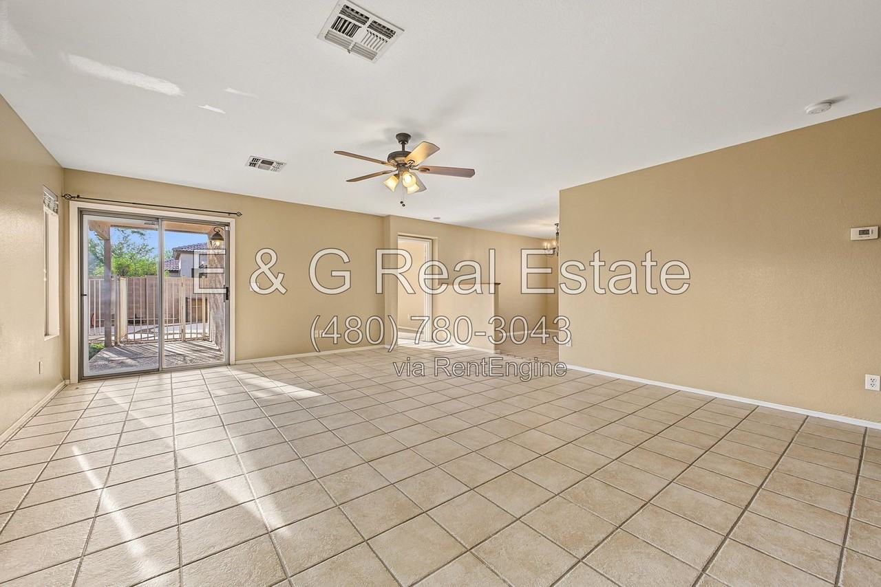22462 N 107th Dr - Photo 6 of 33