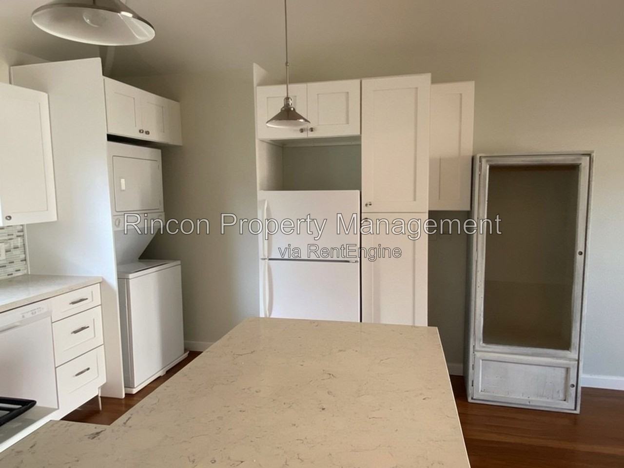 149 S Evergreen Dr - Photo 3 of 7