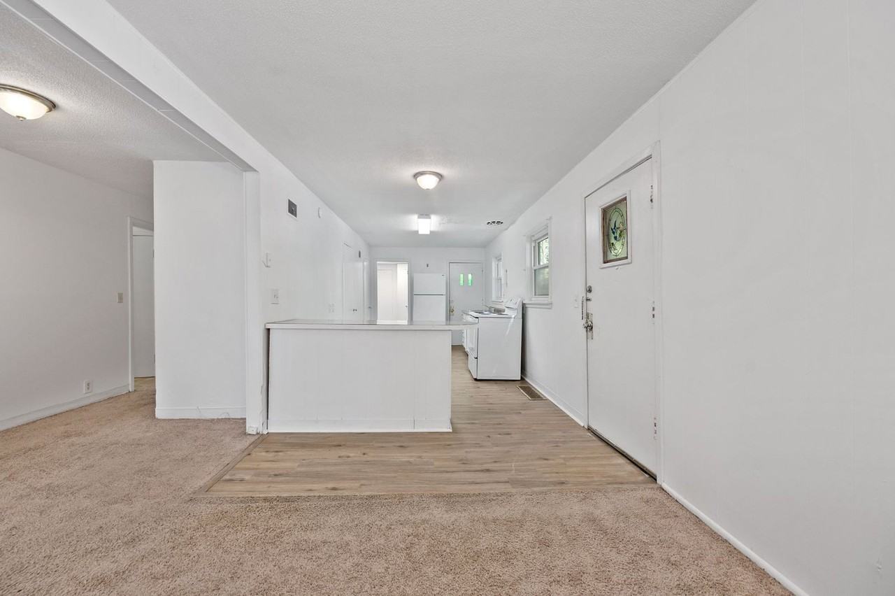 2533 Ravine St - Photo 7 of 28