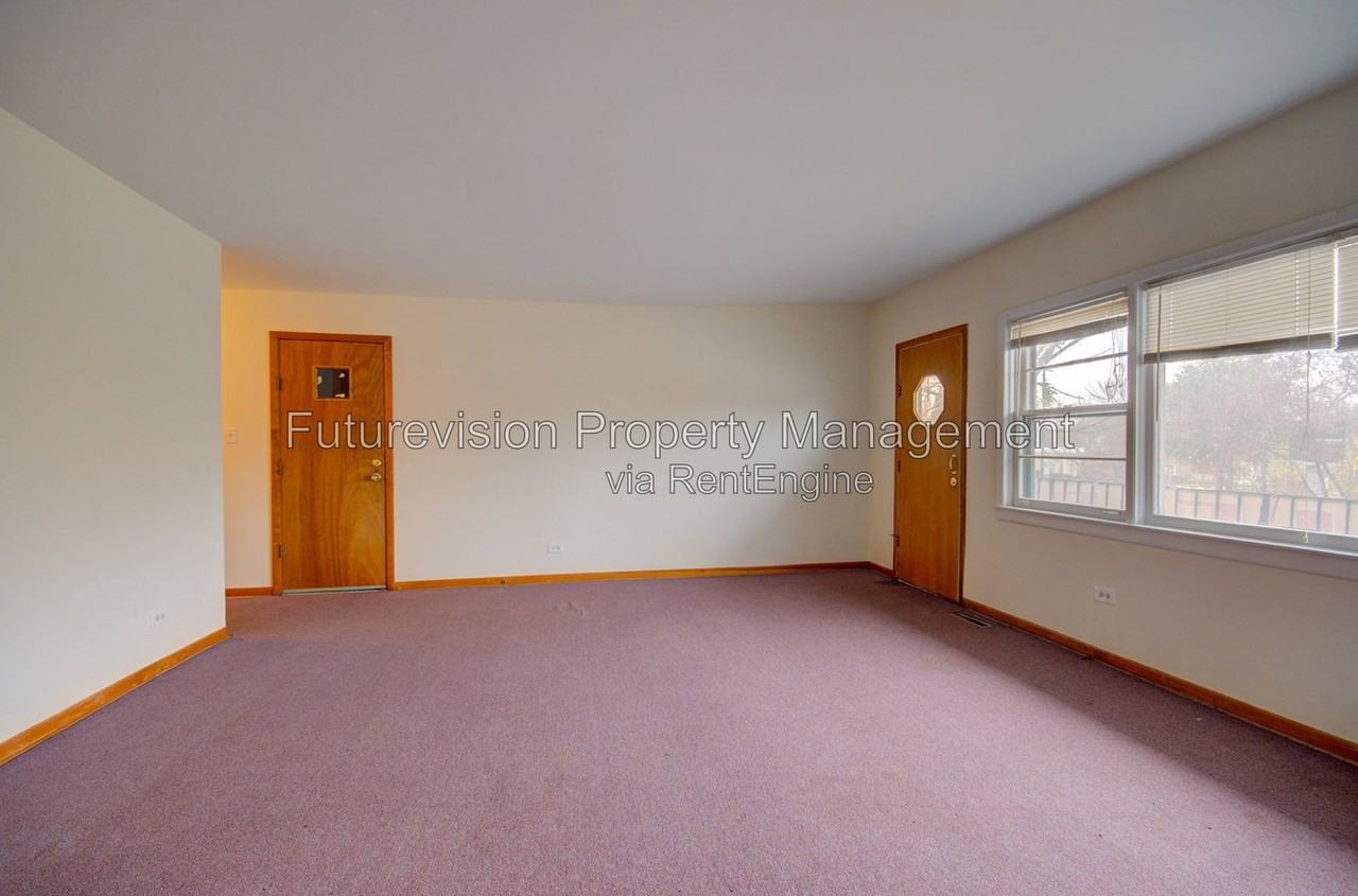 417 W 95th St #2 - Photo 5 of 12