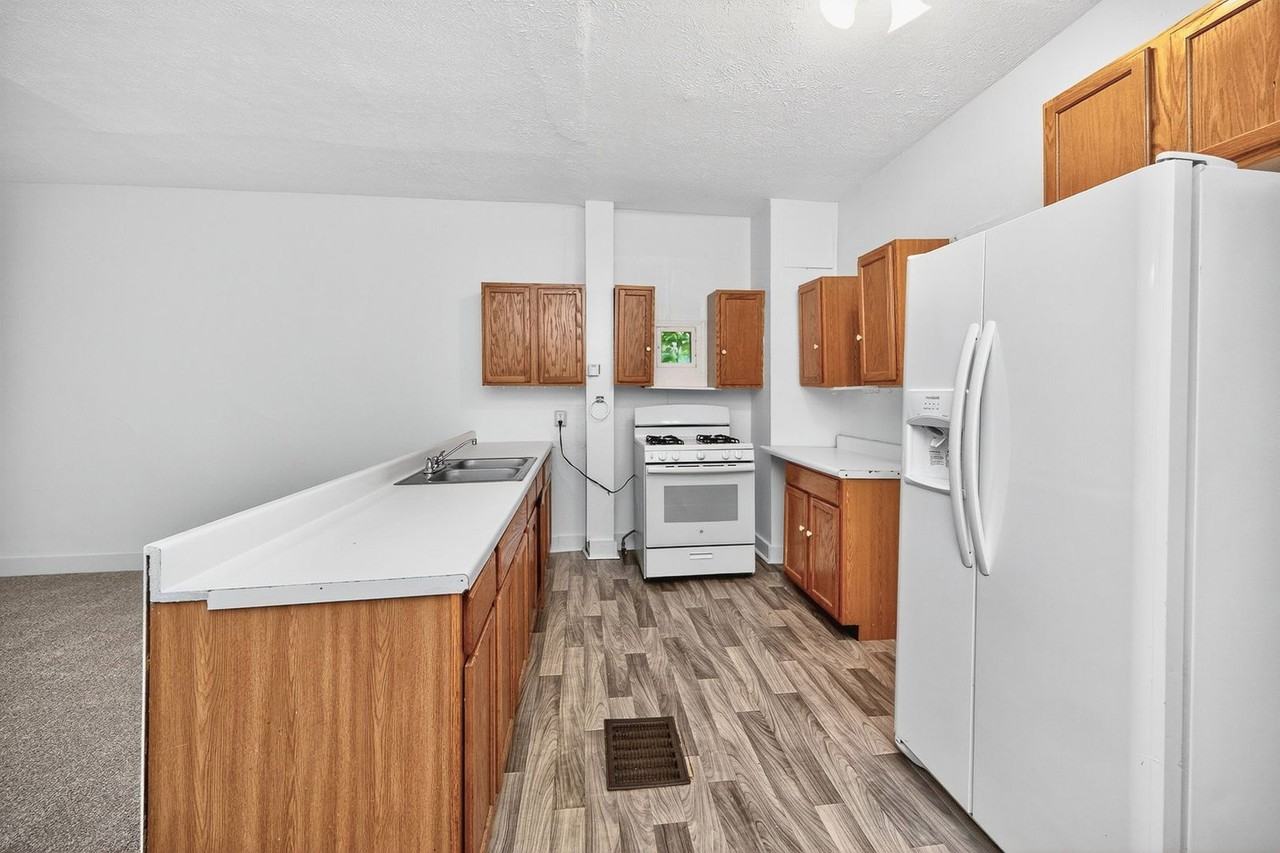 2726 Coy St - Photo 5 of 22