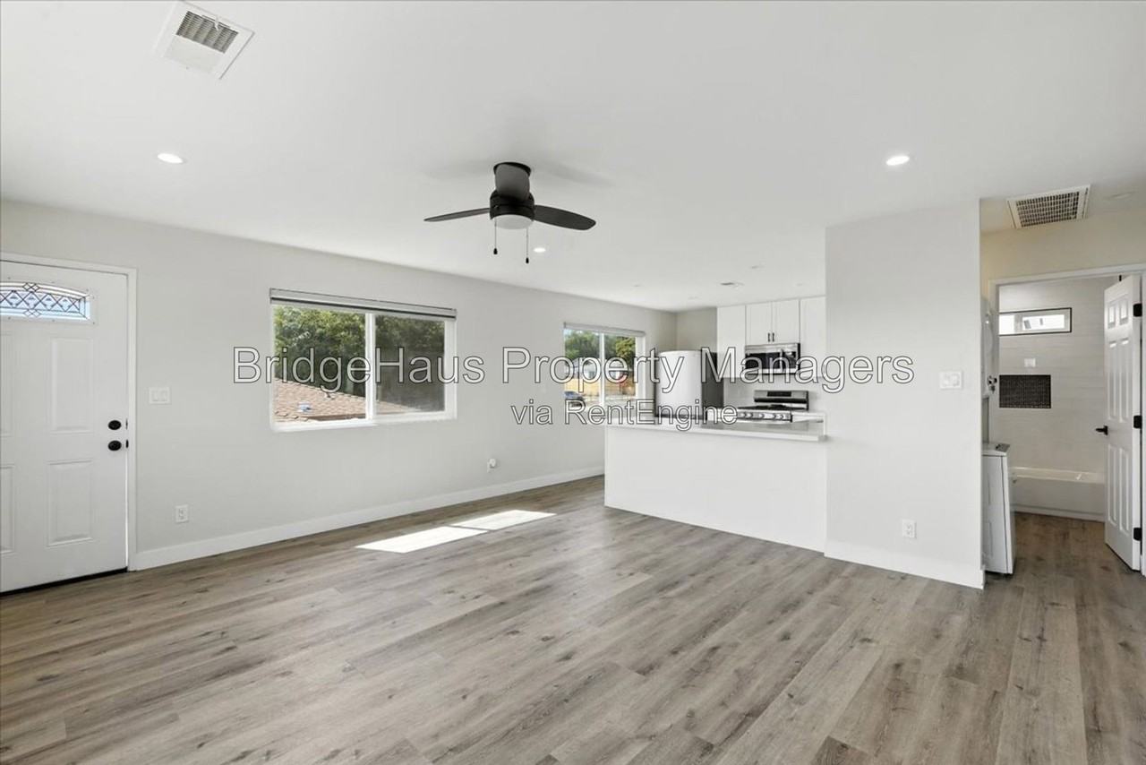 4971 72nd St - Photo 3 of 12
