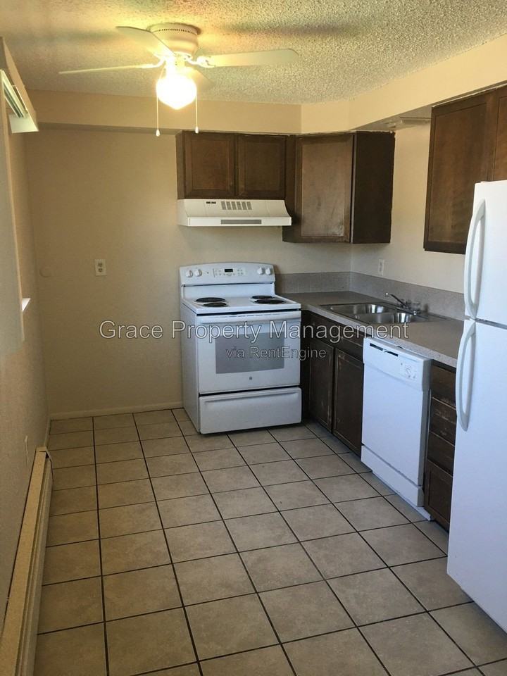 7091 Hooker St #201 - Photo 6 of 14