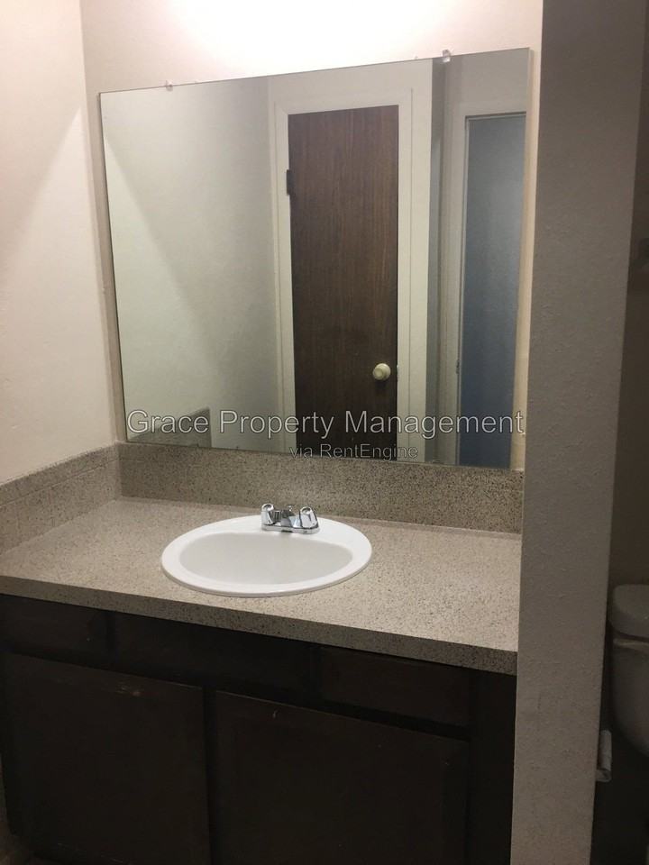 7091 Hooker St #201 - Photo 7 of 14