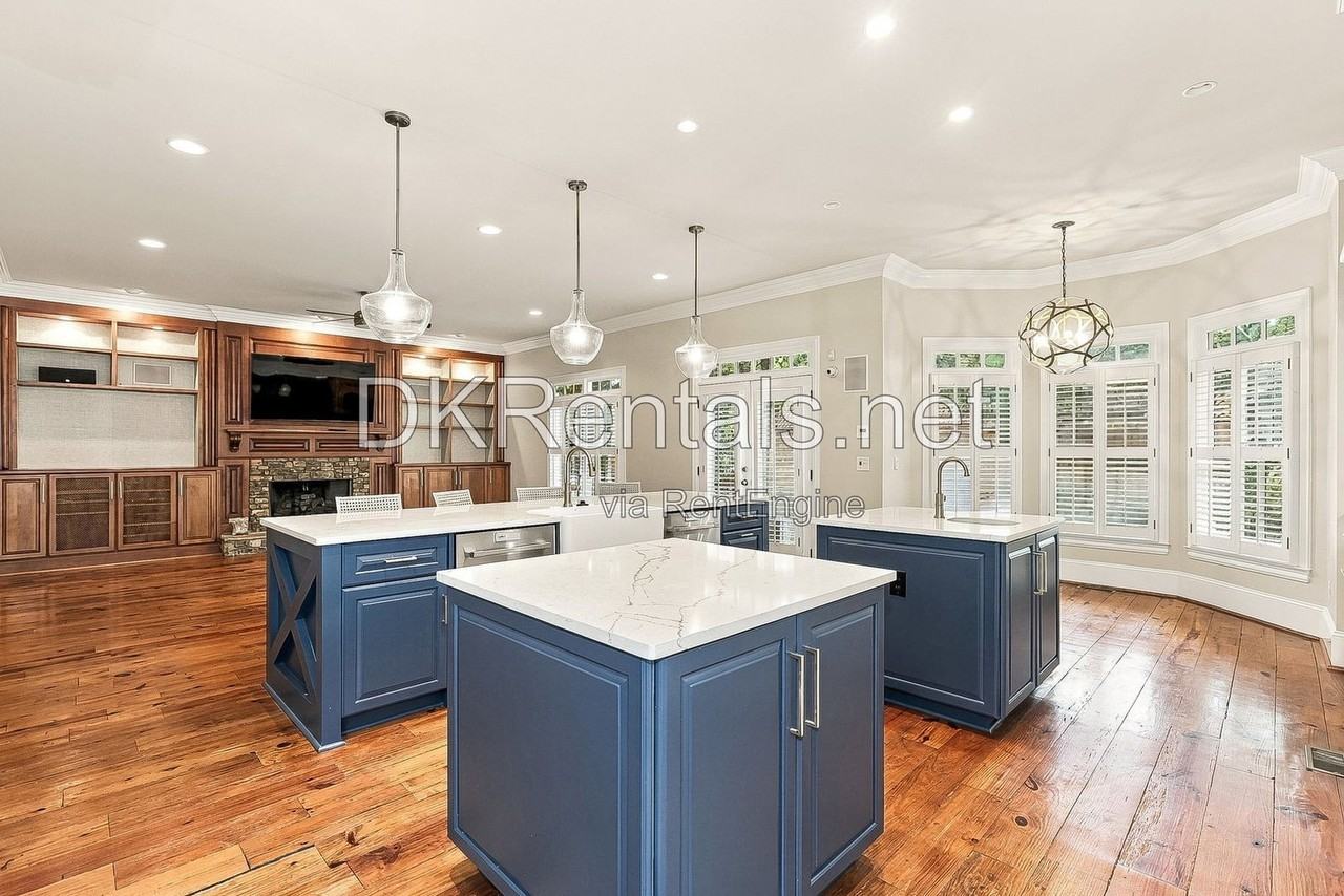 2263 Matthews St Ne - Photo 7 of 30