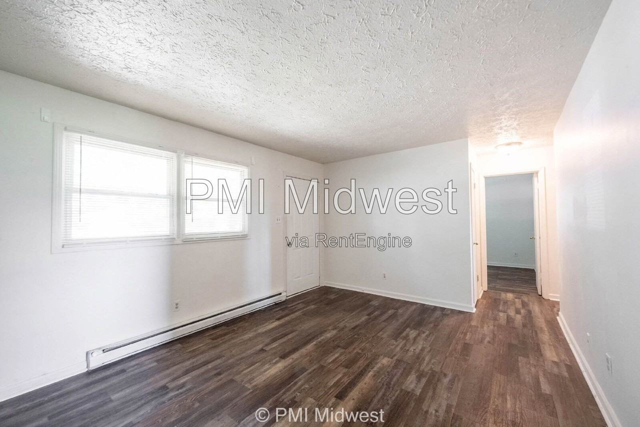 570 W Us Highway 52 #1B - Photo 4 of 19